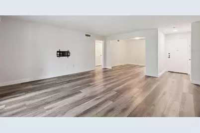 4300 Lake Underhill Road #23B2, Orlando, FL 32803 - Photo 2