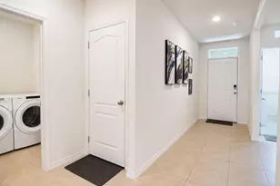 1071 Brooklet Dr, Davenport, FL 33837 - Photo 14