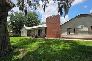 2104 Crill Ave, Palatka, FL 32177 - Photo 6
