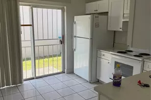613 Greys Ferry Rd, Orlando, FL 32811 - Photo 10