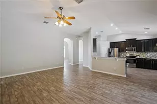 5703 Autumn Chase Cir, Sanford, FL 32773 - Photo 10
