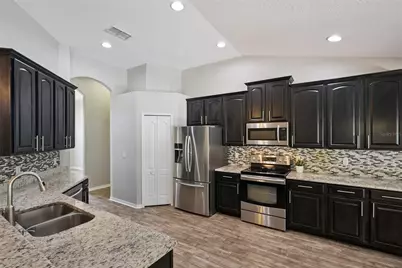 5703 Autumn Chase Circle, Sanford, FL 32773 - Photo 14