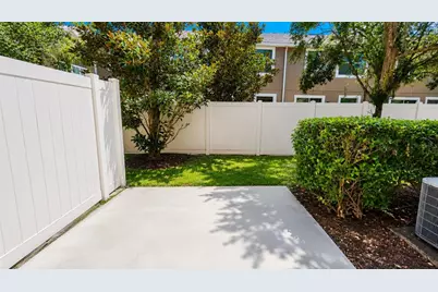9551 Silver Buttonwood Street, Orlando, FL 32832 - Photo 14