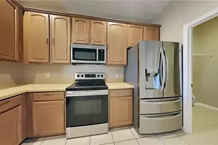 876 Hacienda Cir, Kissimmee, FL 34741 - Photo 6