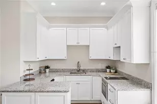 2370 Pine Meadows Pl, Oviedo, FL 32766 - Photo 6