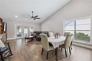 1009 McCully Ct, Oviedo, FL 32765 - Photo 2