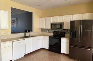290 Marion Pl, Merritt Island, FL 32953 - Photo 2