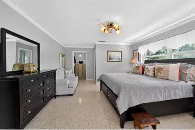 100 59th Avenue S, Saint Petersburg, FL 33705 - Photo 20