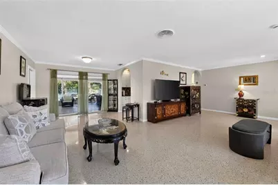 100 59th Avenue S, Saint Petersburg, FL 33705 - Photo 12
