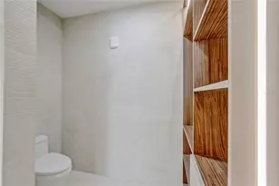 150 E Robinson St, Orlando, FL 32801 - Photo 10