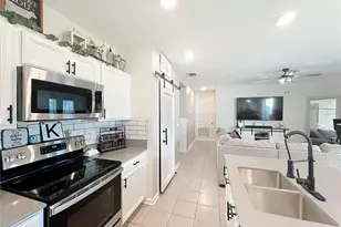 701 Watusi Wy, Saint Cloud, FL 34772 - Photo 8