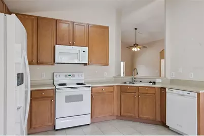 427 Sycamore Springs Street, Debary, FL 32713 - Photo 10