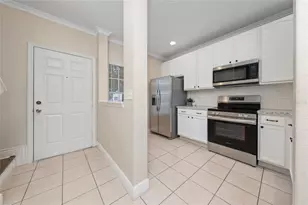 10612 Savannah Wood Dr, Orlando, FL 32832 - Photo 8