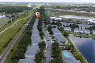 10612 Savannah Wood Dr, Orlando, FL 32832 - Photo 36