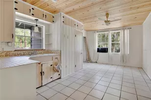 1420 E 8th Ave, Mount Dora, FL 32757 - Photo 24