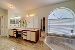 5579 Red Bone Ln, Orlando, FL 32810 - Photo 28