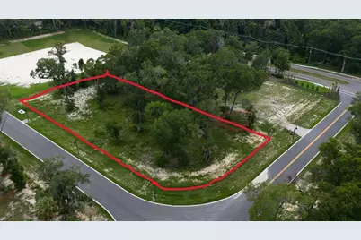 1704 Magnolia Bluff Cir, Deland, FL 32720 - Photo 2