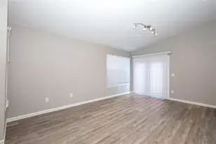5443 Blueberry Dr, Orlando, FL 32811 - Photo 6