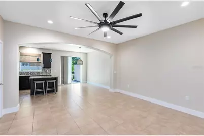 9625 Silver Buttonwood Street, Orlando, FL 32832 - Photo 8