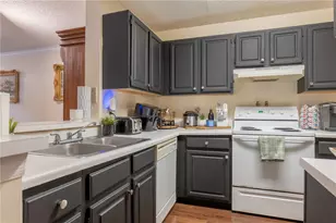 1910 Summer Club Dr, Oviedo, FL 32765 - Photo 14
