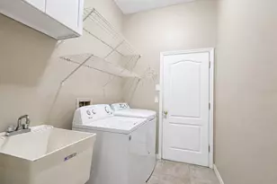 4625 Sweetmeadow Cir, Sarasota, FL 34238 - Photo 32