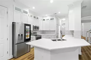 912 Waterside Dr, Celebration, FL 34747 - Photo 16