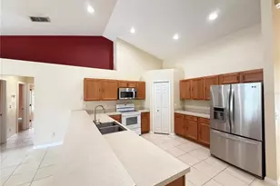 1104 Stratton Ave, Groveland, FL 34736 - Photo 10