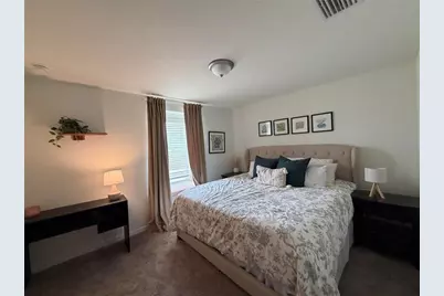 29250 Kinsington Court, Wesley Chapel, FL 33544 - Photo 4