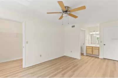 7330 Westpointe Boulevard #421, Orlando, FL 32835 - Photo 12