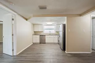 9811 Rainbow Ln, Port Richey, FL 34668 - Photo 8