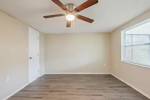 9811 Rainbow Ln, Port Richey, FL 34668 - Photo 18