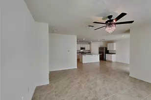 1004 Brooklet Dr, Davenport, FL 33837 - Photo 2