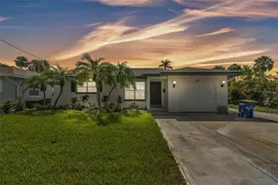 965 Bruce Ave, Clearwater Beach, FL 33767 - Photo 2