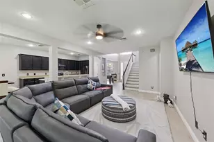 14610 Windigo Ln, Orlando, FL 32828 - Photo 2