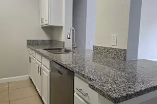 7147 Yacht Basin Ave, Orlando, FL 32835 - Photo 4