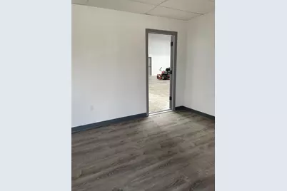 5525 Commerce Drive #3/4, Orlando, FL 32839 - Photo 4
