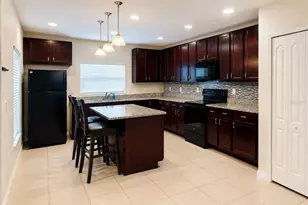 233 Primrose Dr, Davenport, FL 33837 - Photo 4