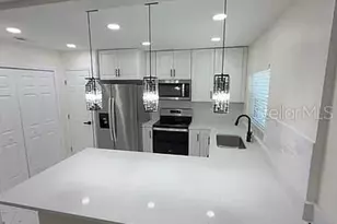 270 W Pineloch Ave, Orlando, FL 32806 - Photo 4
