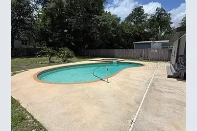 270 W Pineloch Avenue, Orlando, FL 32806 - Photo 16
