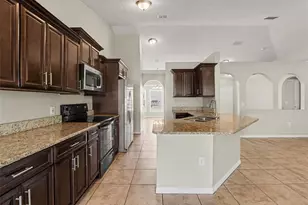 212 Canterbury Ct, Kissimmee, FL 34758 - Photo 6