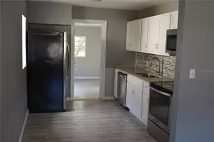 1328 3rd St NE, Winter Haven, FL 33881 - Photo 4