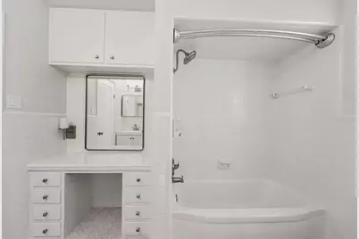 4660 22nd Avenue S, Saint Petersburg, FL 33711 - Photo 20