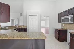 1708 Powder Ridge Dr, Valrico, FL 33594 - Photo 18