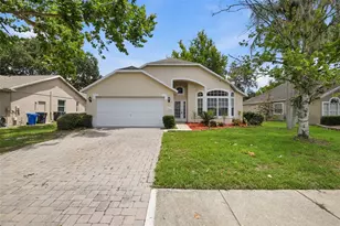 1708 Powder Ridge Dr, Valrico, FL 33594 - Photo 2