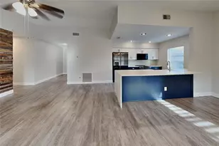 2709 Mnr Hl Dr, Brandon, FL 33511 - Photo 4