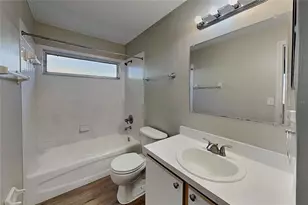 530 Scarlet Maple Ct, Plant City, FL 33563 - Photo 8