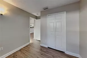 530 Scarlet Maple Ct, Plant City, FL 33563 - Photo 10