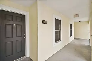 8827 Grand Palms Cir, Kissimmee, FL 34747 - Photo 2