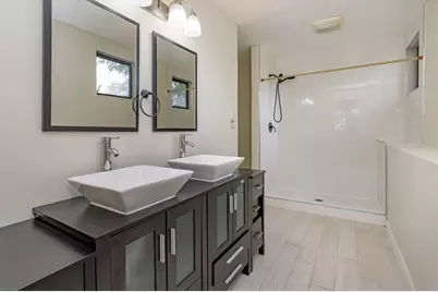 7925 Snowberry Circle, Orlando, FL 32819 - Photo 14