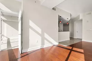 101 S Eola Dr, Orlando, FL 32801 - Photo 12